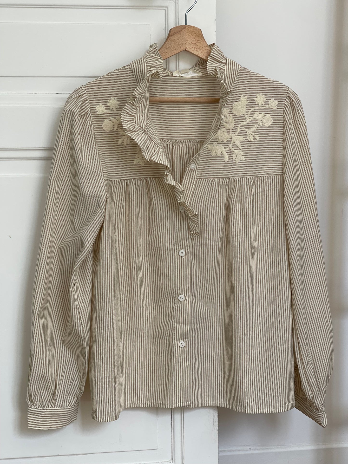 CHEMISE 521080 RAYE CHOCO BRODERIE