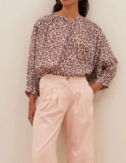 lucy cheetah blouse 298 pink cheetah print